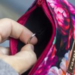 Etui na klucze z weluru w peonie kwiatowe etui handmade - 