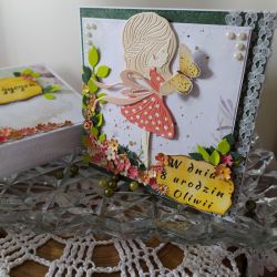 Kwiatowa kartka urodzinowa dla dziewczynki