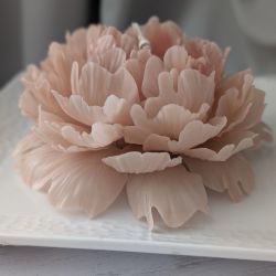 Świeca kwiat piwoni 