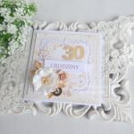 Kartka urodzinowa w pudełku 84 - 