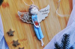 Świąteczny aniołek chłopiec zawieszka