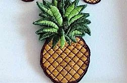 Ananas - haftowana broszka