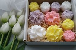 Box kwiatowy z mydełek