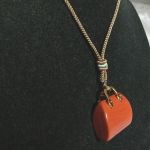 Wisiorek - torebka, mokait czerwony, jaspis - 