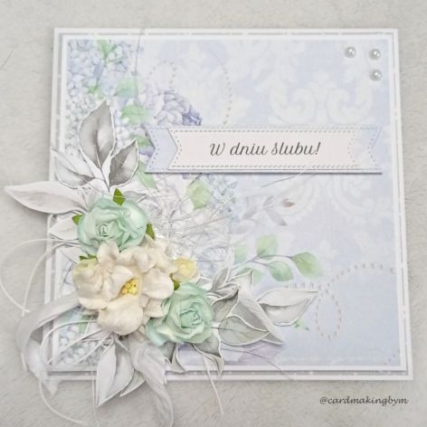Kartka ślubna z papierowymi kwiatami