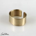 Satyna - mosiężna obrączka (1800-02) - Mosiężny pierścionek