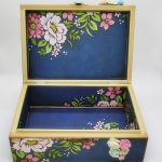 Szkatułka pełna kwiatów  - wnętrze