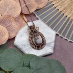 Miedziany wisiorek wire wrapping z mookaitem #540 - 