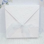 Komunijna Pamiątka - "Dziewczynka !" - Ozdobna koperta przestrzenna