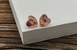 Różane Serduszka – kolczyki z żywicy z zatopionymi kwiatami
