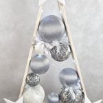 Drewniana choinka hand made LED w srebrze - 