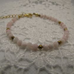 Delikatna bransoletka z różowym opalem 06