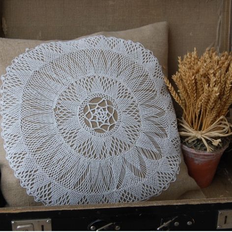 Lniana poszewka "Prowansalski szyk na okrągło"