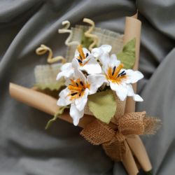 Bukiet lilli z filcu (biało - żółte) 