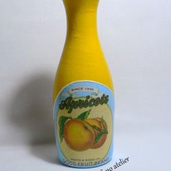 Butelka z owocową etykietą (02)