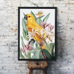 Plakat papuga w kwiatach 50x70 cm - 