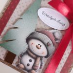 Kartka Świąteczna Boże Narodzenie bałwanek z choinką - Kartka Świąteczna Boże Narodzenie bałwanek z choinką