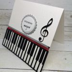 Kartka z motywem pianina 3 - kartka muzyczna z motywem pianina