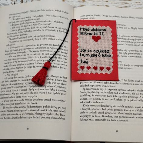 REZERWACJA - Personalizowana haftowana zakładka do książki dla niej.