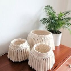 Kosz BOHO,okrągły koszyk z frędzl,osłonka donicy 20x15cm Kosz BOHO,okrągły koszyk z frędzl,osłonka donicy 20x15cm
