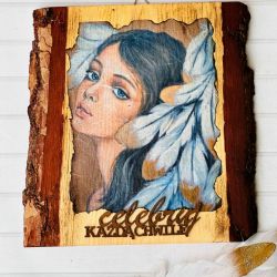 Anioł na desce, naturalne drewno, cytat, życzenia