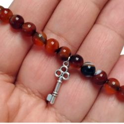 Bransoletka z kamieni brązowego agatu - równowaga i spokój