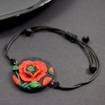 Sznurkowa bransoletka "czerwony mak" - bransoletka czerwony mak