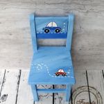 niebieskie krzesełko z oparciem auto - ręcznie malowane krzesełko dziecięce