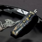 Prostokątny, kosmiczny wisiorek - - Galaktyczny Blask - nowoczesny wisiorek