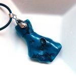 Naturalny koral, niebieski korzeń korala, wisiorek - 