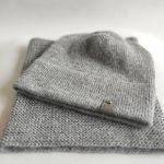 Komplet ręcznie robiony na drutach z alpaką, szary. - szary komplet