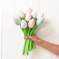Bukiet tulipanów szaro różowy