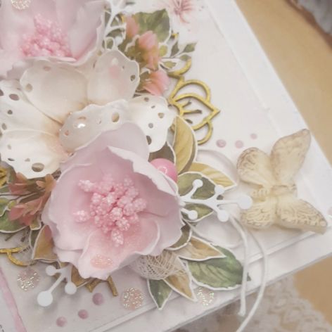 Kartka w różach do pudełka