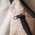 Nerka handmade z pudroworóżowego baranka unikatowa saszetka - 