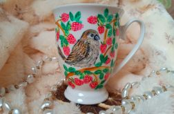 Malinowy wróbelek ręcznie malowany kubek śniadaniowy 300 ml.