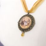 Retro naszyjnik z czaszką - Średnica medalionu - 30 mm