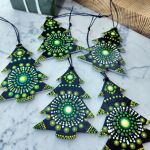 Zawieszki świąteczne "Mandala Choinka" – ręcznie malowane - 3