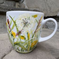 Porcelanowy kubek ręcznie malowany Łąka 