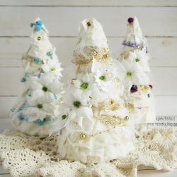 Choinka biało-złota