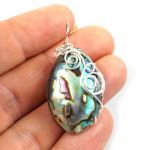 Srebrny wisior z muszlą Abalone wire wrapped - amulet wire wrapped