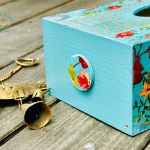 Pudełko na chusteczki, kolorowa dekoracja na stół albo do łazienki, prezent - 