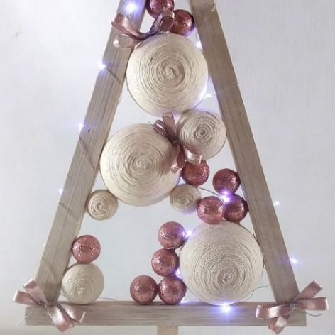 Choinka w skandynawskim stylu różowa 20 LED