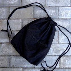 Czarny plecak