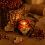 PREZENTOWY ZESTAW WALENETYNKOWY ZE SWIECĄ SOJOWĄ - zestaw świeca sojowa miłość serce walentynki