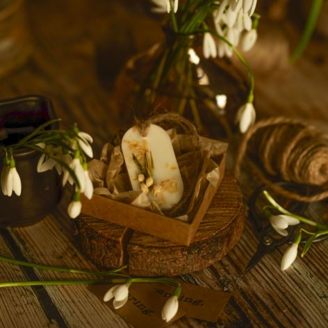 SOJOWA TABLICZKA DO SZAFY O WIOSENNYM ZAPACHU 