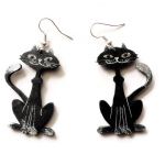 Drewniane kolczyki Kotki siedzące - czarne - kotki czarne + srebrny