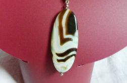 Agat turitella, wielobarwny, piękny kamień, wisiorek na rzemyku