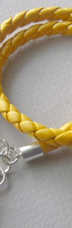 Żółta pleciona z kamieniami