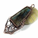 Miedziany duży wisior z labradorytem - wisior wire wrapped