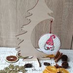 zawieszka z krasnalem - 